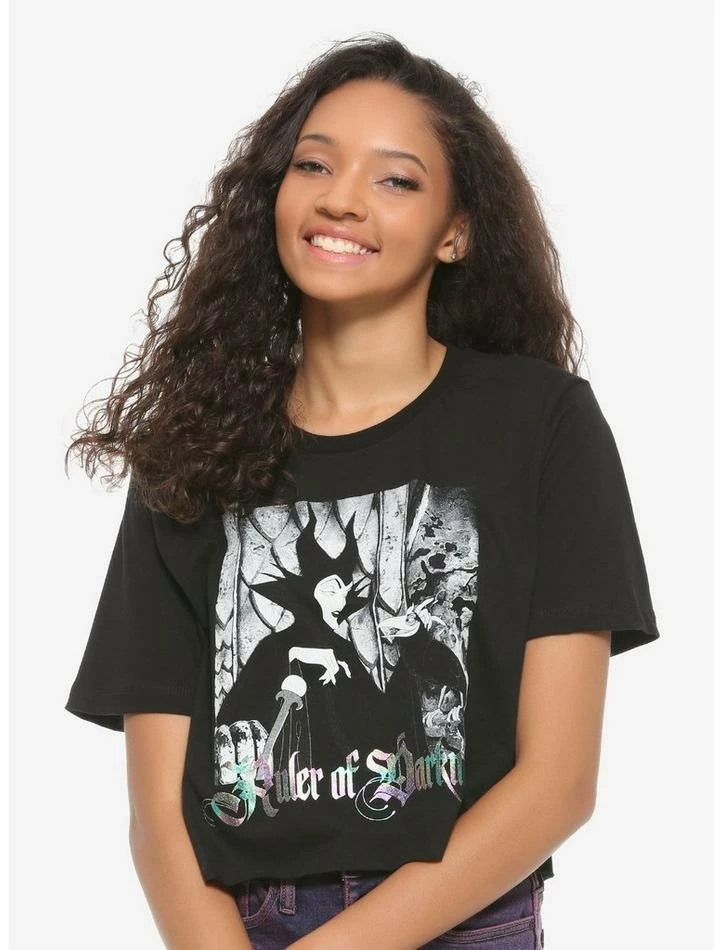 Outlet ๐ฏ Disney Villains Maleficent Ruler Of Darkness Girls Crop T-Shirt ๐งจ 1 Outlet ๐ฏ Disney Villains Maleficent Ruler Of Darkness Girls Crop T-Shirt ๐งจ