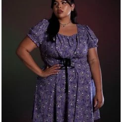 Budget 🥰 Her Universe The Nightmare Before Christmas Jack & Sally Corset Dress Plus Size 🤩